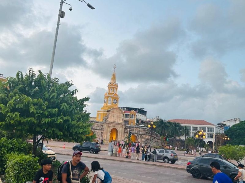 Torre del Reloj de Cartagena de Indias vista de día
